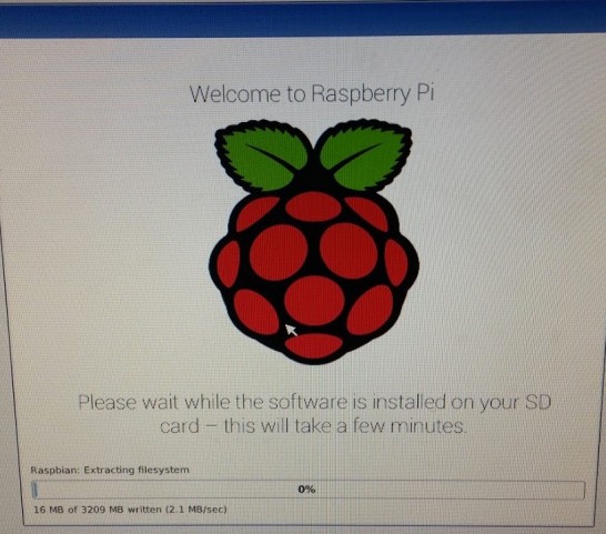 raspberry-pi-install-7-546x481 ラズベリーパイ3セットアップ入門編。インストール失敗？！